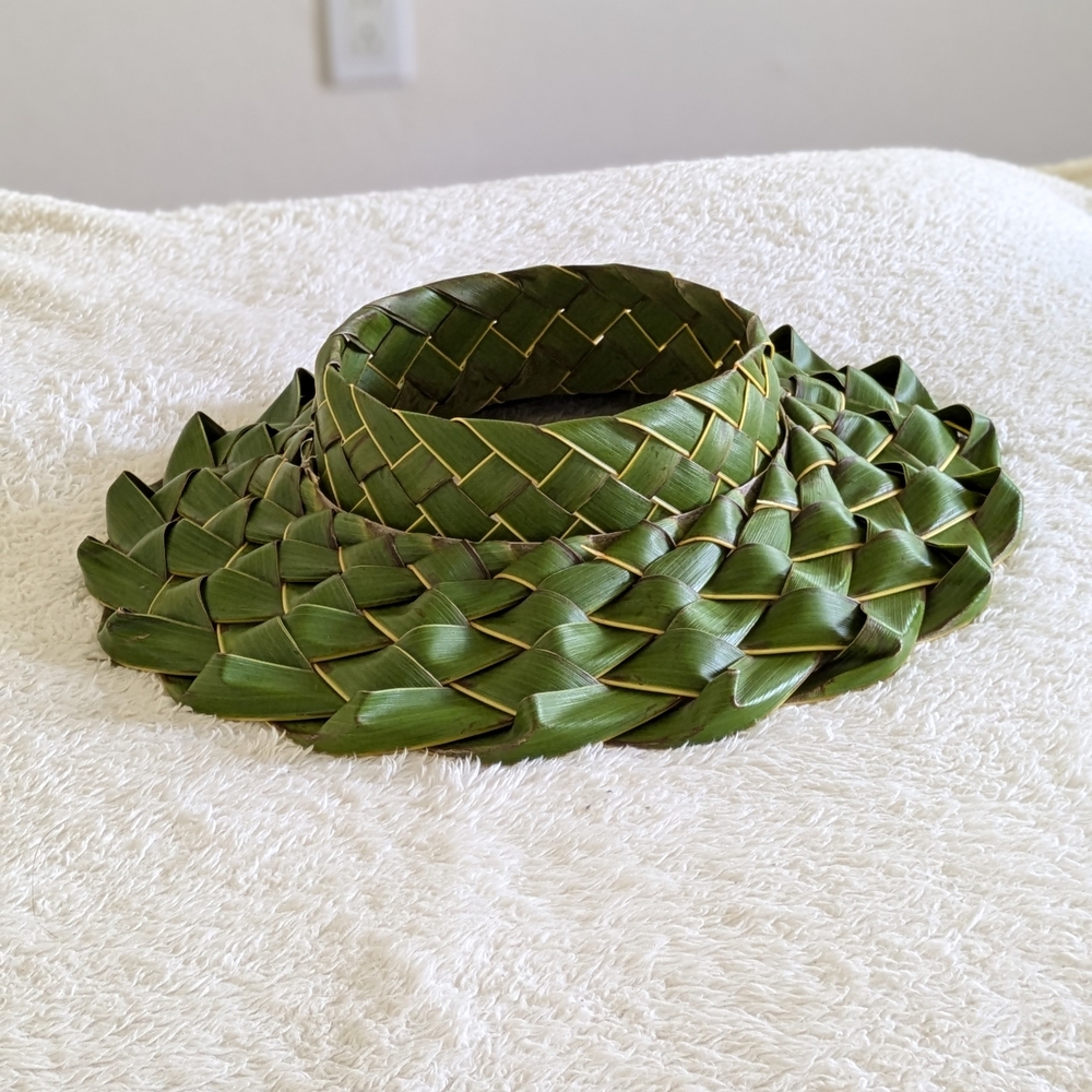 Hawaiian Coconut Leaf Hat - Picture 14 of 14
